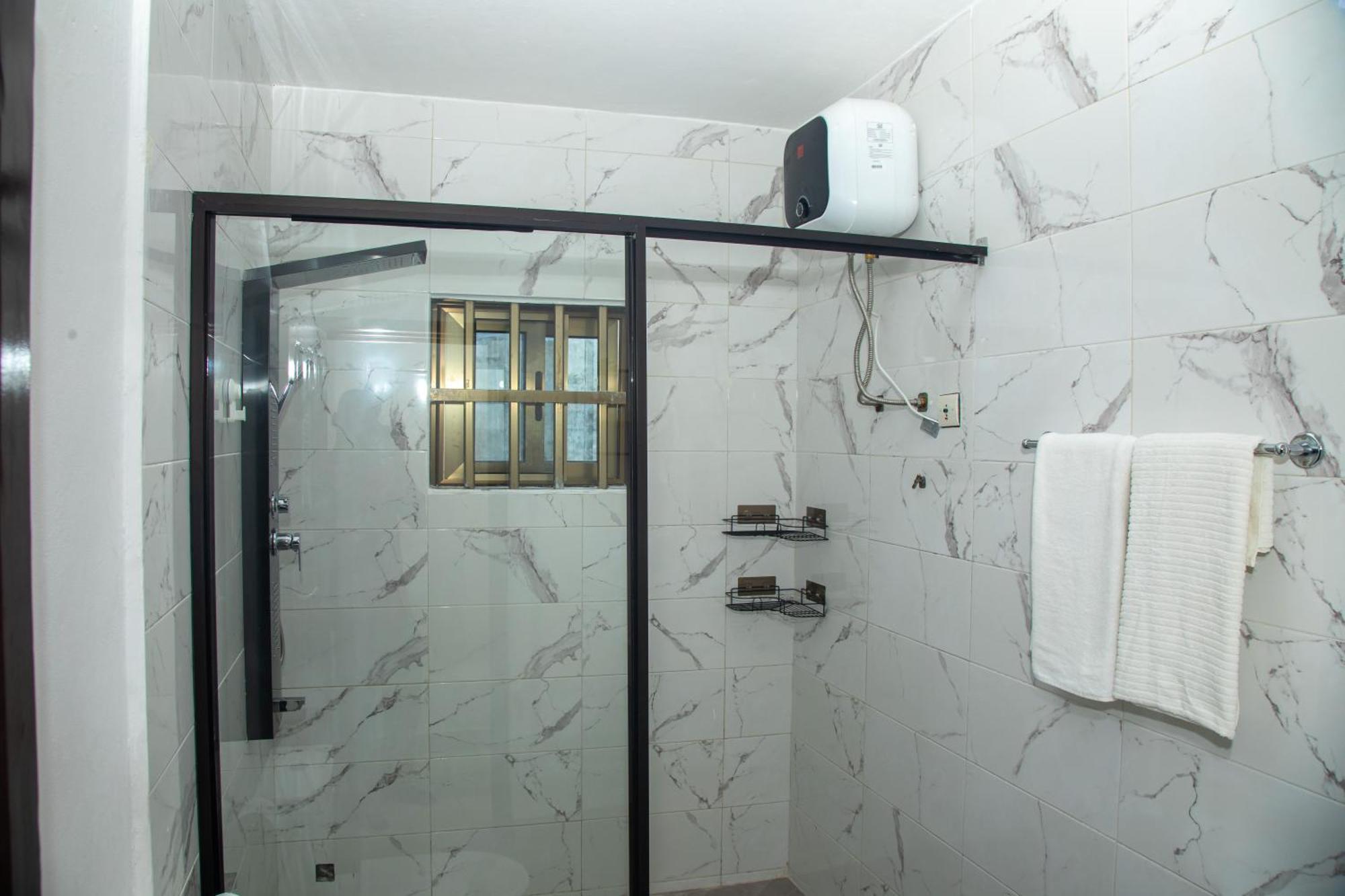Residences Inaya Cotonou Esterno foto